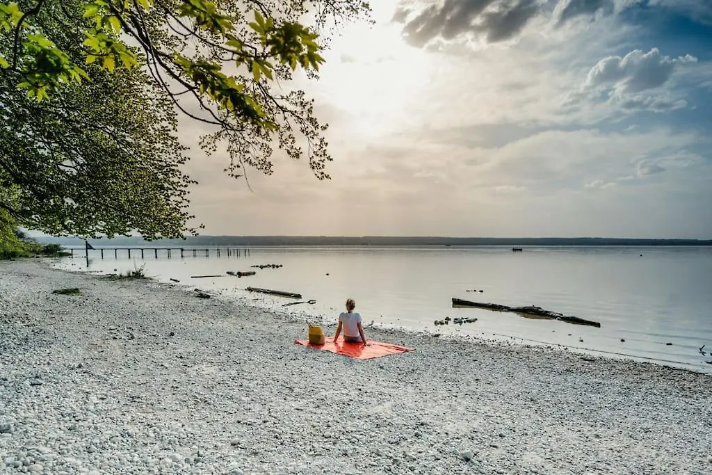 Lake House With Sun Terrace For 8 Guests Herrsching am Ammersee Apartment